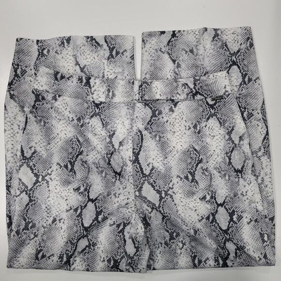 Tahari Snakeskin Print Cropped Wide Leg Pants Size 8 - Picture 4 of 10